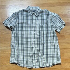 Sonoma lifestyle green/white Plaid s/s button down Shirt